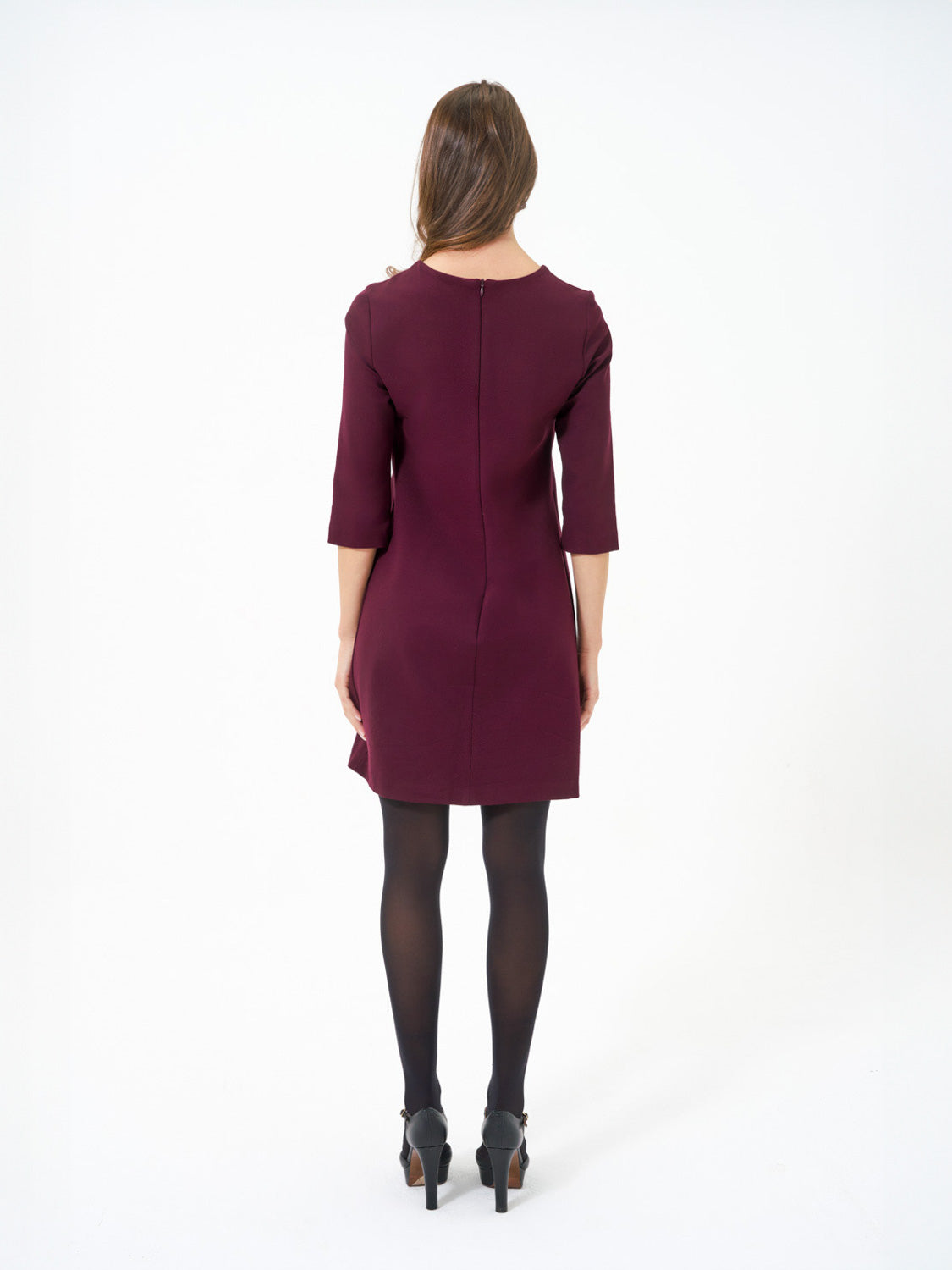 ABITO CON MANICHE A TRE QUARTI E FIBBIA BORDEAUX